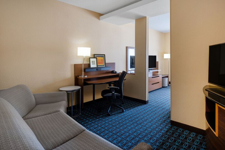 Room 13 of 39