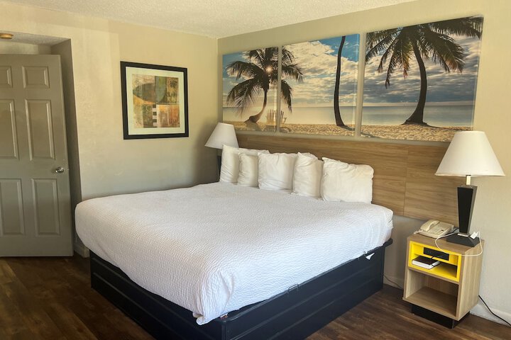 Room 36 of 41