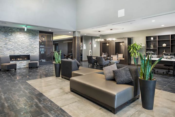 Holiday Inn & Suites Silicon Valley - Milpitas by IHG