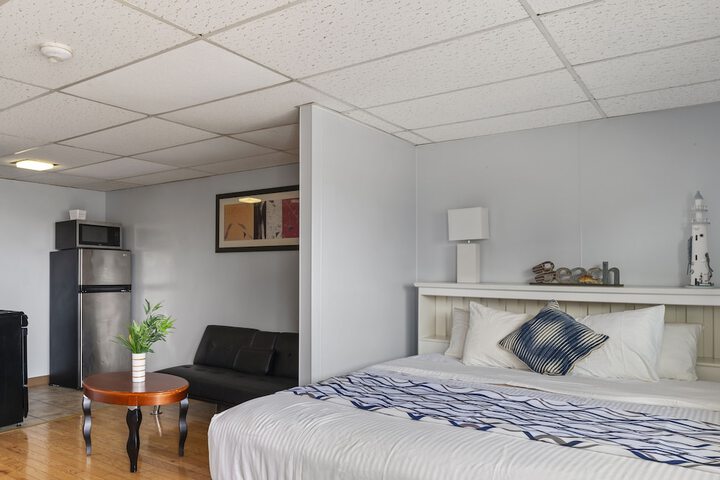 Room 45 of 73