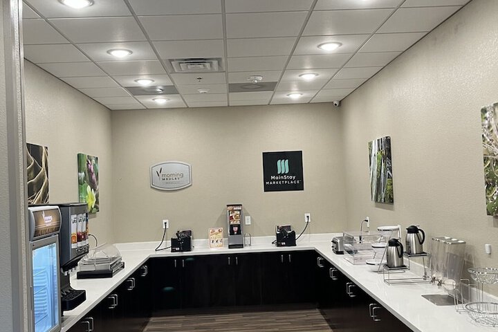 Breakfast/Coffee Service 44 of 49