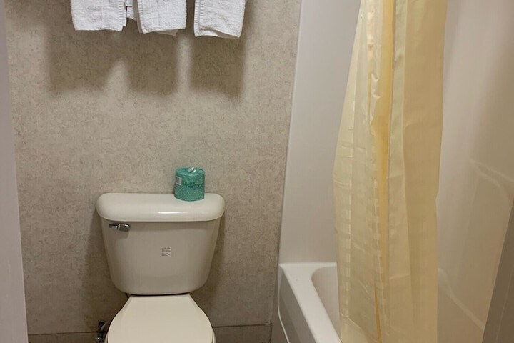 Room 19 of 24