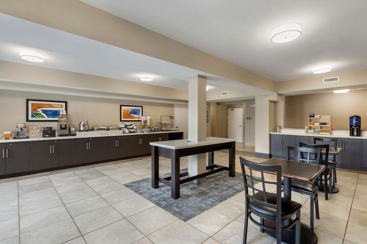 Best Western Watertown Inn and Suites