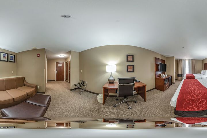 Room 17 of 46