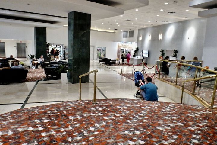 Hotel Interior 53 of 278