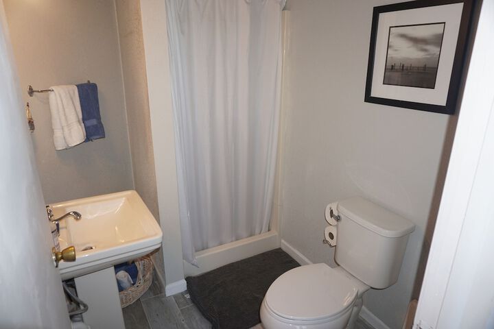 Room 16 of 57