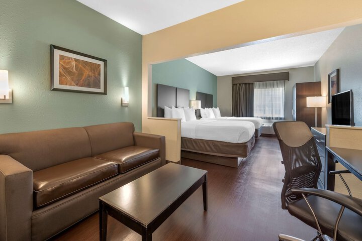 Room 19 of 31