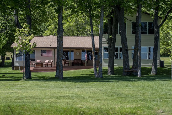 Hotel 5 of 73