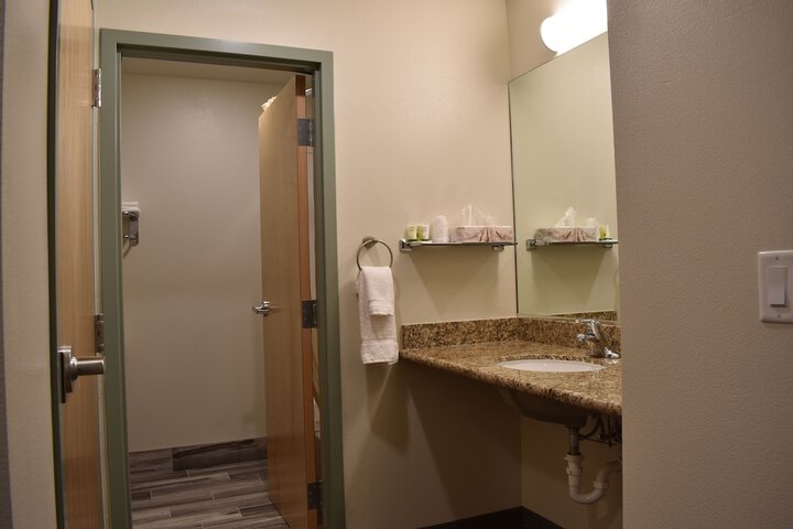 Room 30 of 84