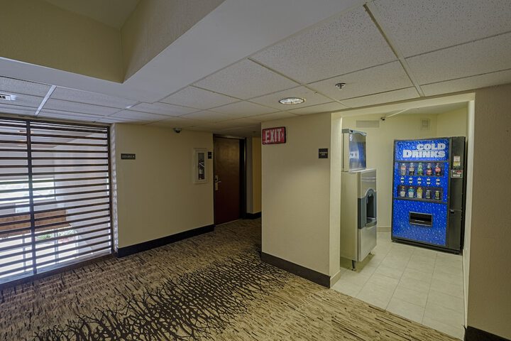 Hotel Interior 10 of 22