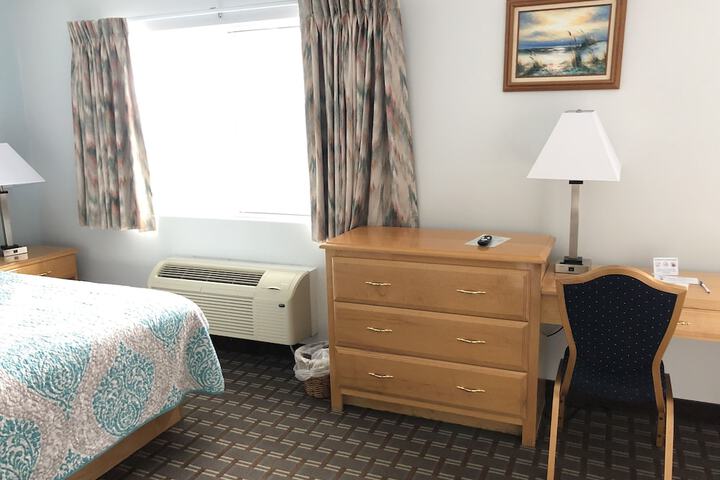 Room 72 of 93