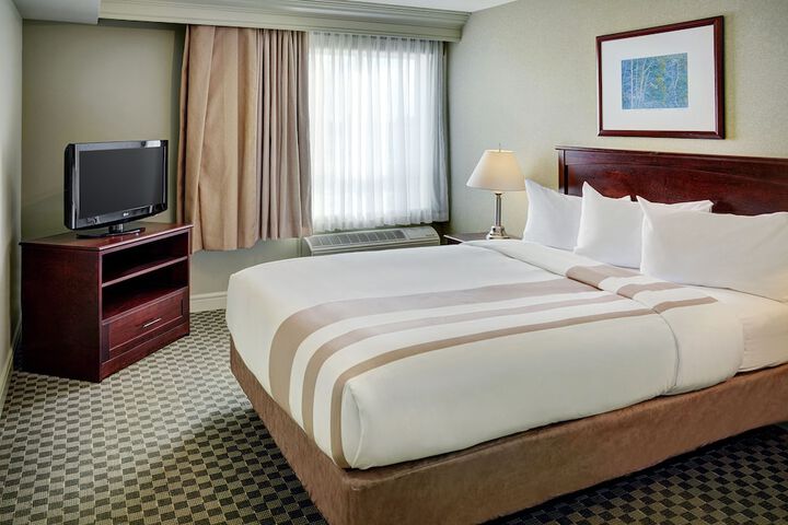 Room 15 of 26