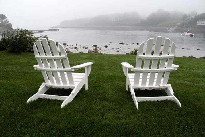 Dockside Guest Quarters & Restaurant