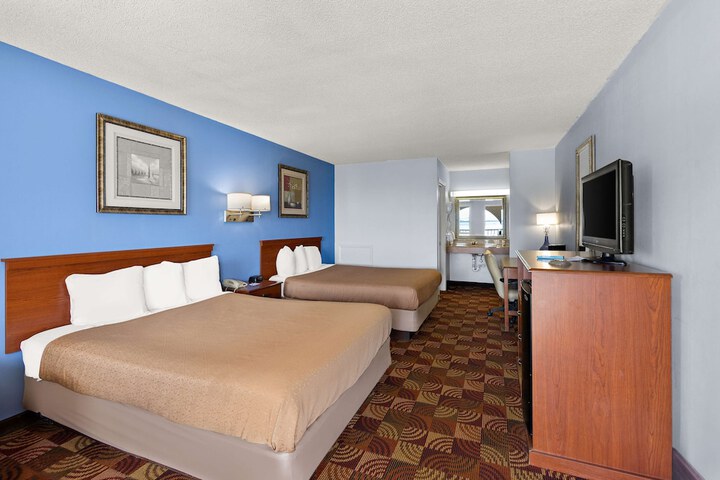 Room 14 of 27