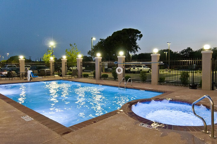 Pool 9 of 51