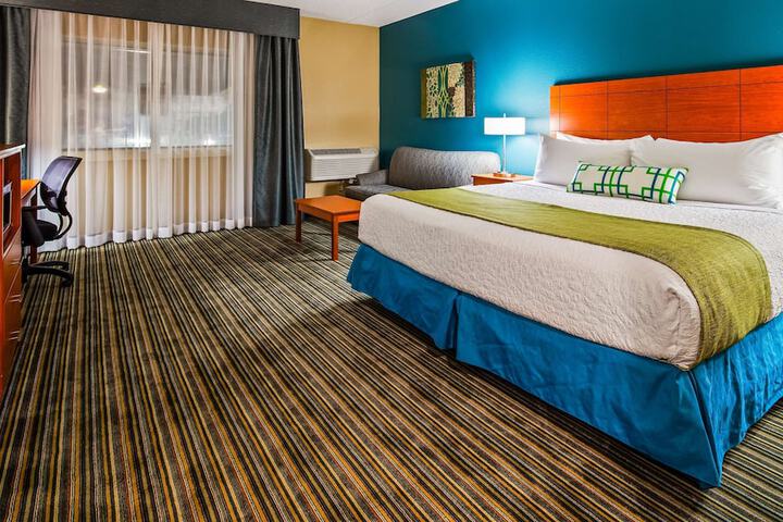 Best Western Warren Hotel