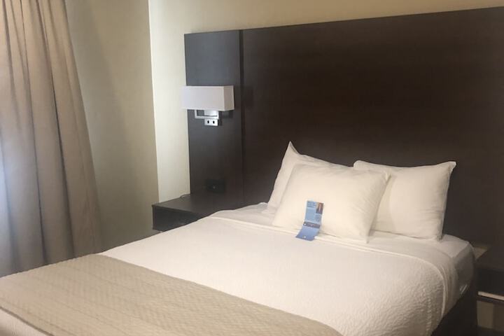 Room 35 of 49