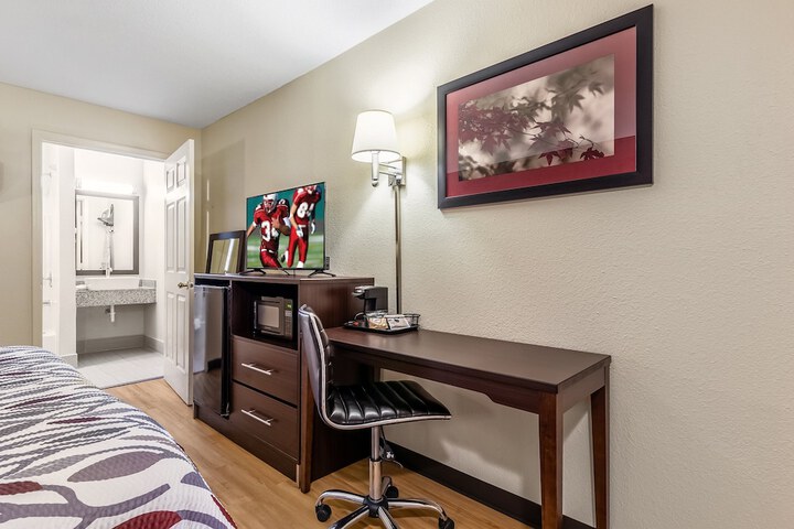 Room 16 of 23
