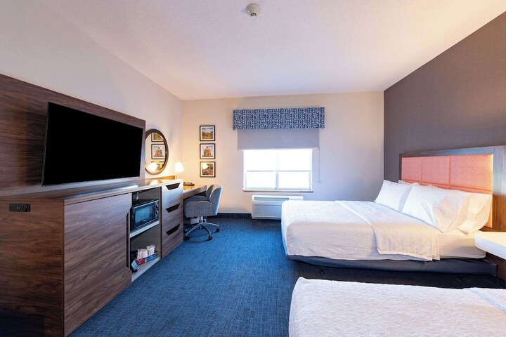 Room 45 of 116