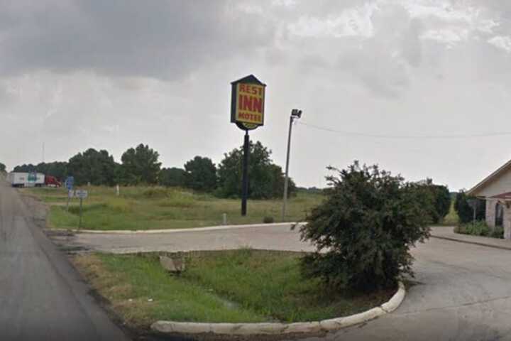 Rest Inn Motel