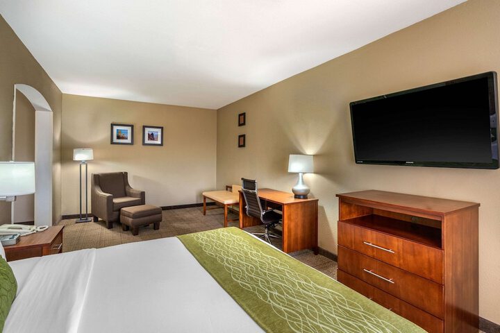 Room 21 of 42