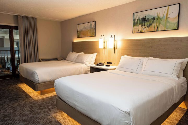 Room 21 of 38