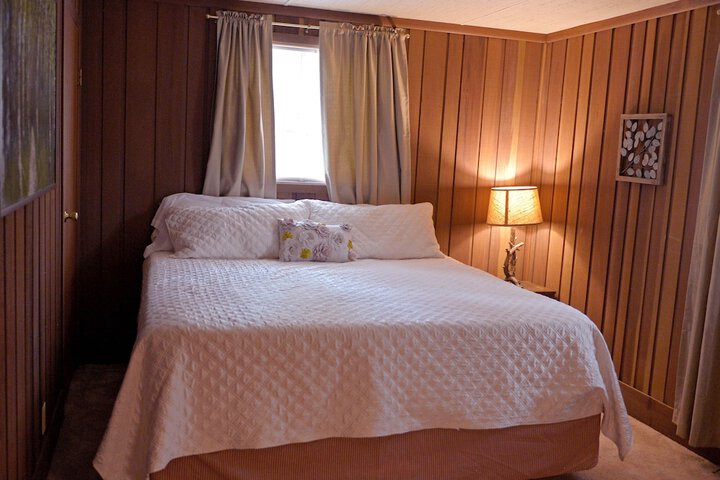 Room 214 of 399