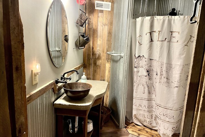 Amish Country Comfort