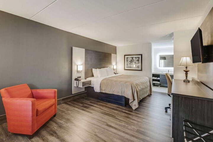 Room 22 of 43