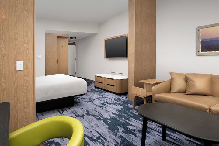 Fairfield Inn & Suites by Marriott Knoxville Lenoir City / I-75