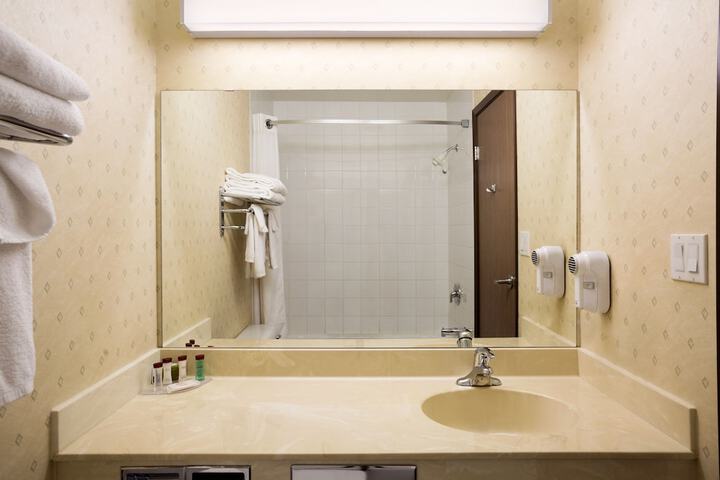 Room 21 of 50