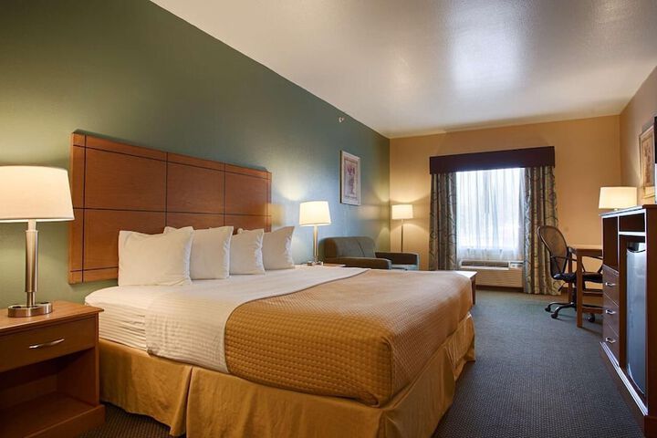 Room 16 of 35