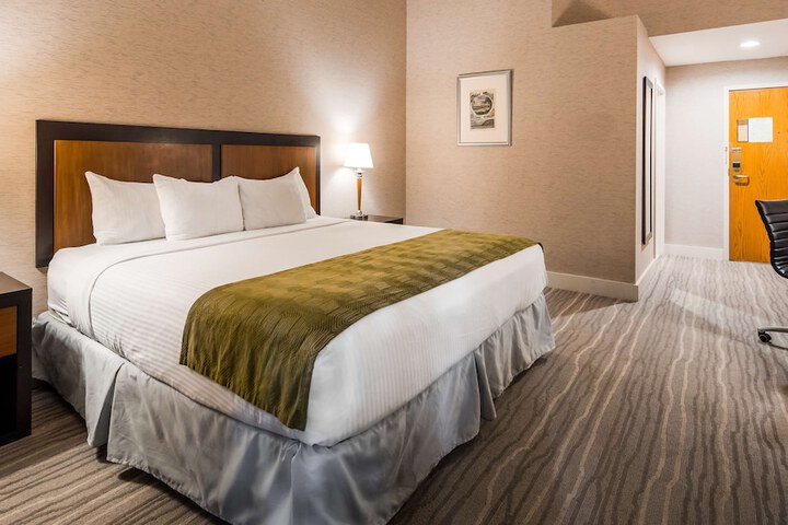 Room 21 of 57