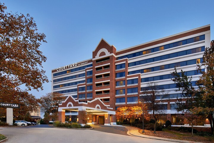 Hotel 2 of 33