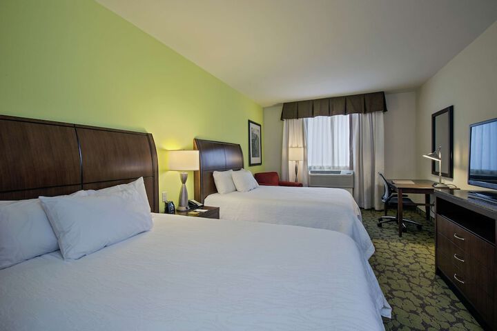 Hilton Garden Inn Lincoln Downtown / Haymarket