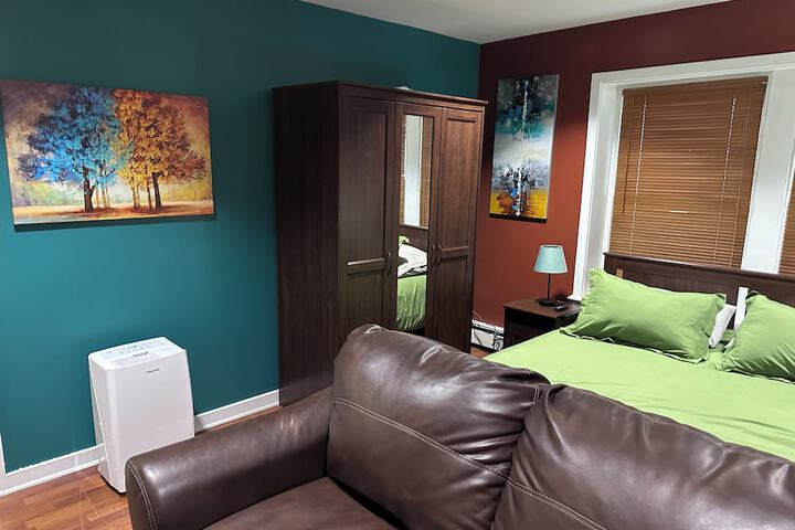Room 27 of 36