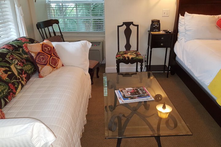 Room 161 of 392