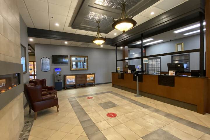 Hotel Interior 10 of 47