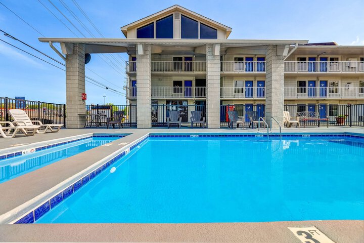 Pool 1 of 40