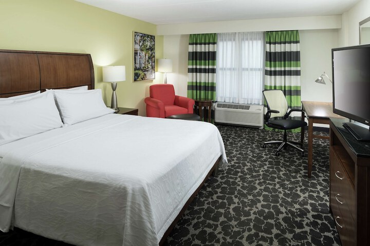 Room 25 of 86