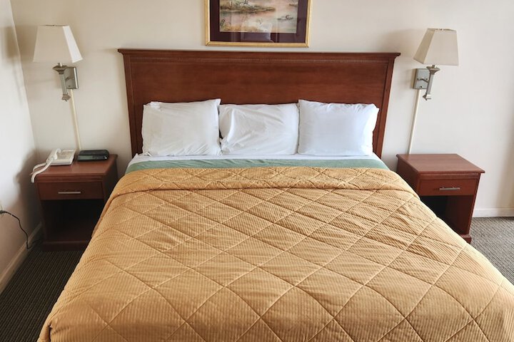 Room 27 of 56
