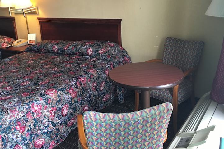 Room 14 of 17