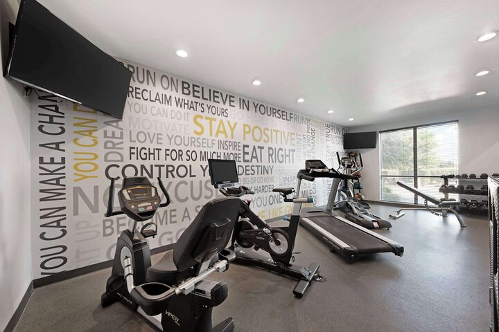 Best Western Plus Buda Austin Inn & Suites