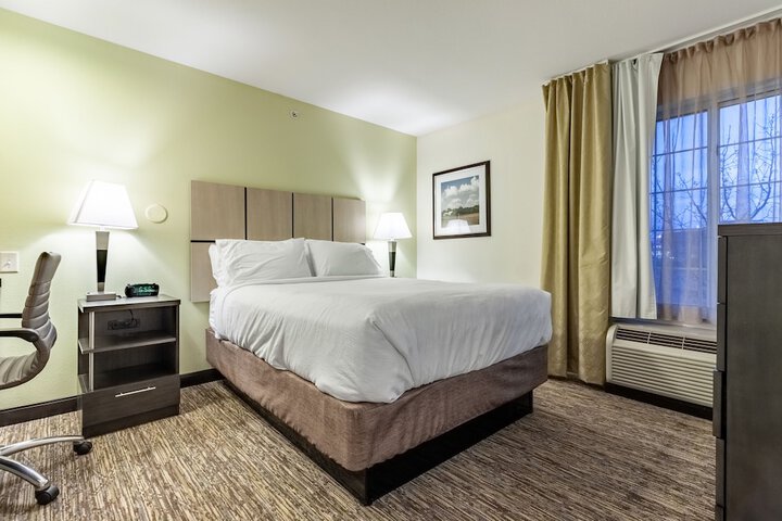 Room 19 of 32