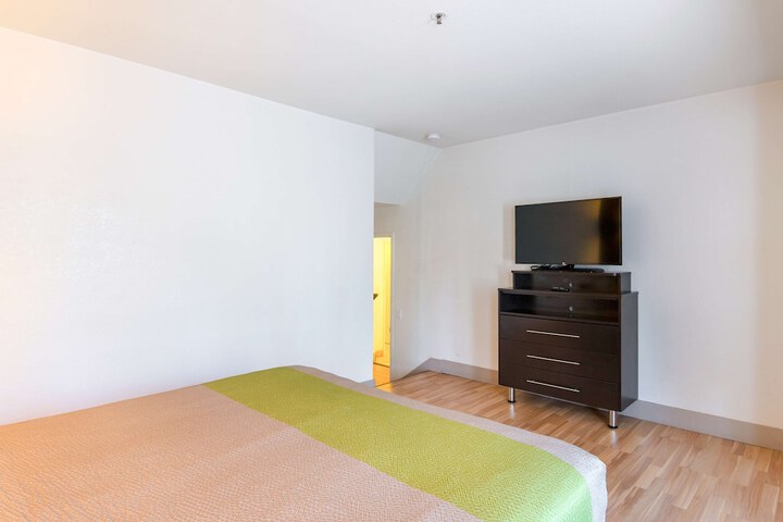 Room 21 of 39