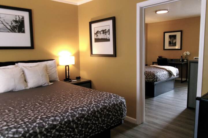 Room 17 of 32