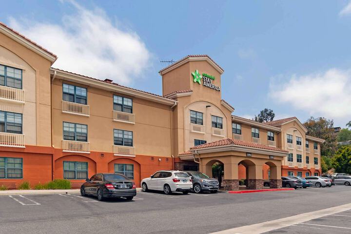 Hotel 2 of 27