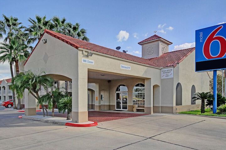 Motel 6 Edinburg TX