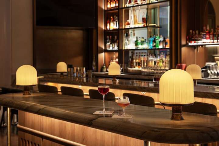 Lounge 148 of 162