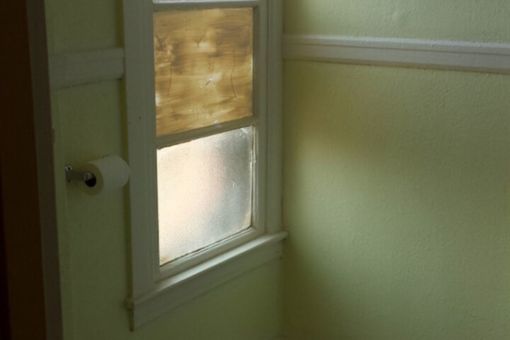 Room 26 of 38